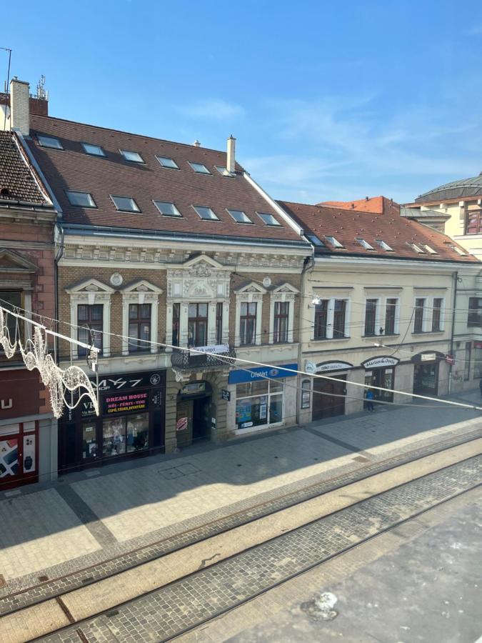 Szechenyi Apartman Miskolc Ngoại thất bức ảnh
